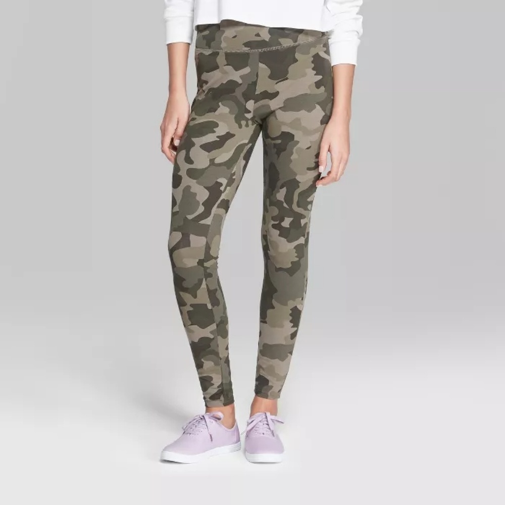 Camo leggings